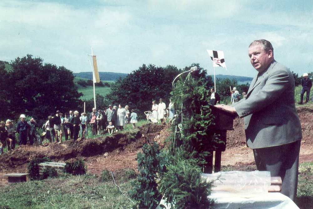 Grundsteinlegung mit Hans-Arthur Kampmann am 20.07.1962