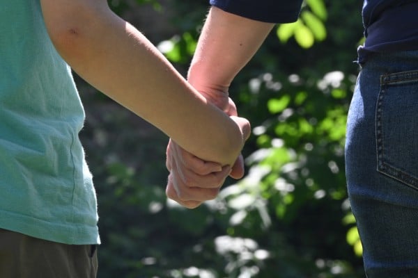 2021-07-14InfoabendHand+Frau+Kind