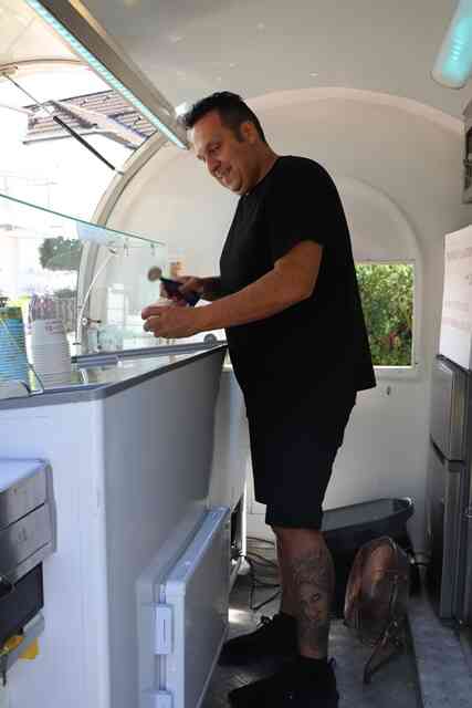 Eiswagen1web